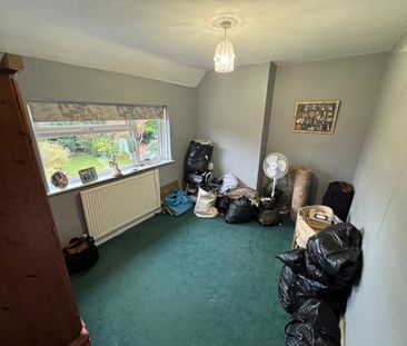 4 bedroom semi-detached house to rent - Photo 4