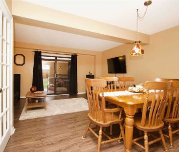 For Lease - 1310 Charter Crescent, Oshawa, Ontario - Photo 4