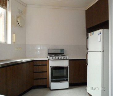 16/348 Dryburgh Street, North Melbourne - Photo 3