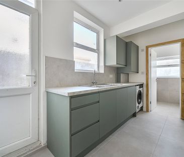 Scotland Green Road, EN3, Enfield - Photo 4