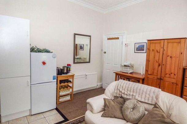 Whitley Road, WHITLEY BAY, Whitley Bay, Tyne and Wear, NE26 2ET - Photo 1