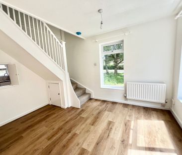 Fivash Close, Taunton, Somerset - Photo 2