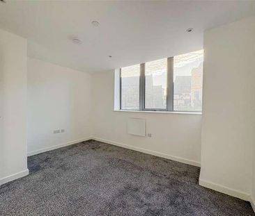 London Road, St. Leonards - Photo 6