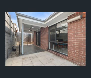 Modern 3-Bedroom Home in Prime Location - Photo 3