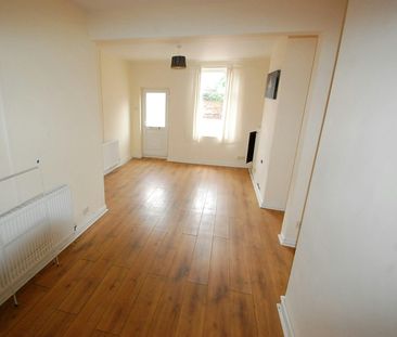 Vernon Terrace, Staffordshire, Burton upon Trent, DE14 - Photo 5
