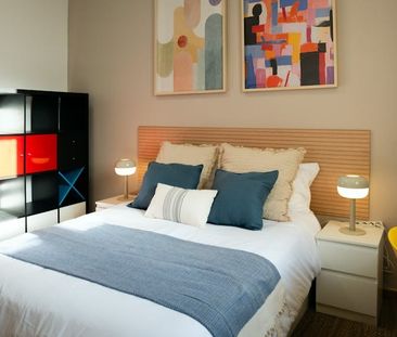 Carrer del Comte dUrgell, Barcelona, Catalonia 08011 - Photo 5