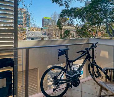 PERFECTLY POSITIONED IN PYRMONT! - Photo 3