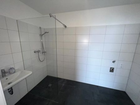 Großzügige 3 Zimmerwohnung mit Balkon - Foto 5