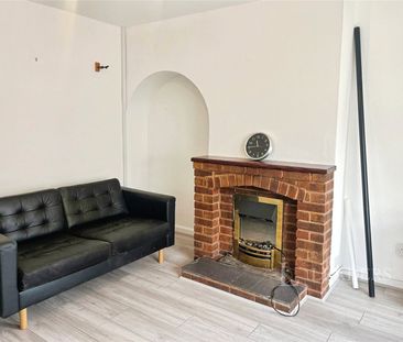 3 bedroom house to rent Broadmoor Avenue, B67 - Photo 3
