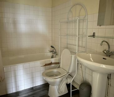 Location Appartement 2 pièces 54m² - Photo 5