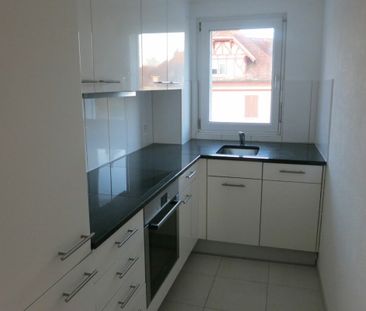 Wunderschöne 2.5-Zimmerwohnung mit Galerie - Photo 3