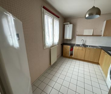 Location Appartement 2 pièces 48m² BOURGES 18000 - Photo 4
