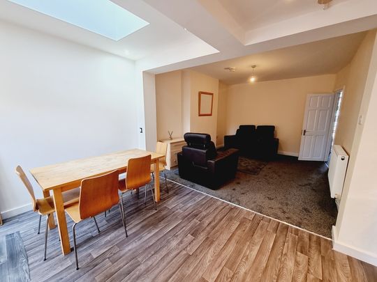 3 Bed Student Accommodation - Photo 1