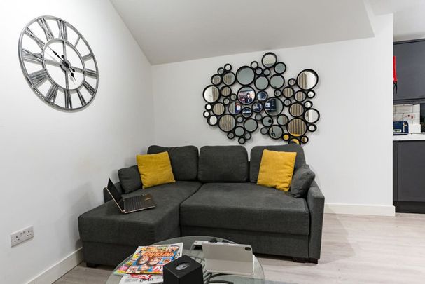 Newport Road - Photo 1