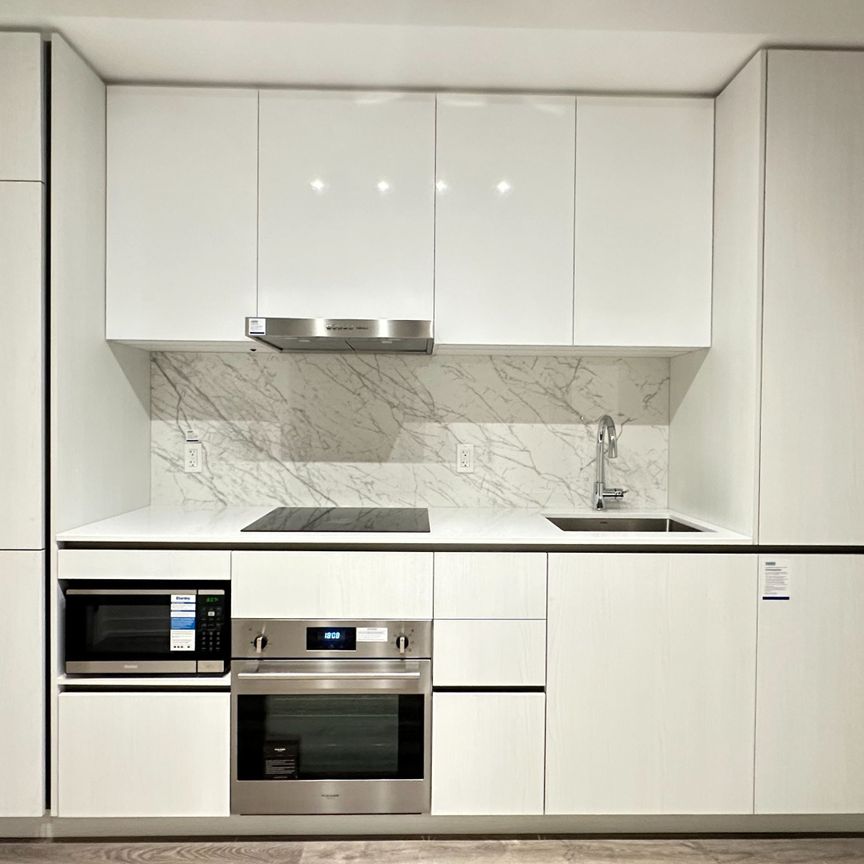 For Lease - 8 Interchange Way Unit# 1705, Vaughan, Ontario - Photo 1