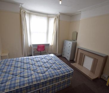 5 bedroom semi-detached house to rent - Photo 6