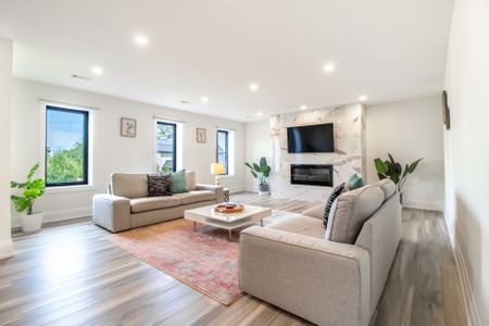 For Lease - 4 Kenmir Avenue, Niagara-on-the-Lake, Ontario - Photo 5