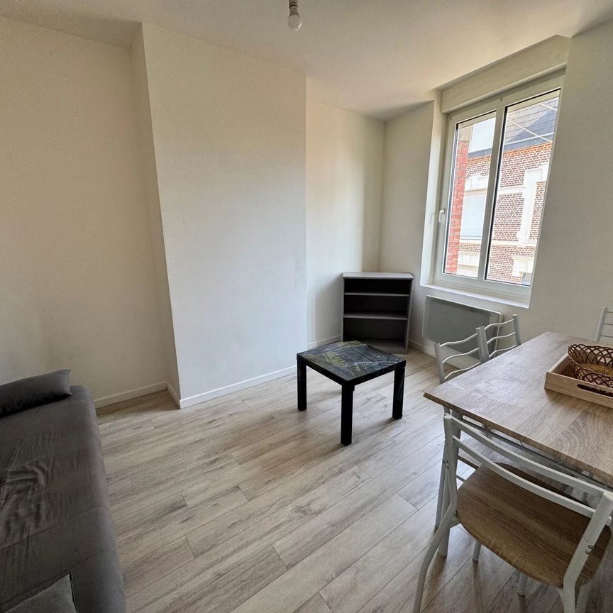 Location Appartement 1 pièces 18 m2 à Saint-Quentin - Photo 1