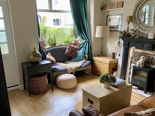 3 bedroom end of terrace house to rent - Photo 1