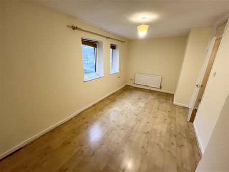 Ferrara Square, Maritime Quarter, SWANSEA - Photo 4