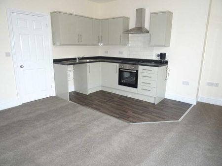 1 bedroom flat to rent - Photo 2