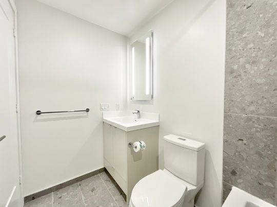For Lease - 60 Central Park Roadway N/A Unit# 1511, Toronto, Ontario - Photo 1