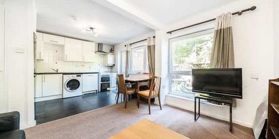 4 bedroom flat to rent - Photo 3