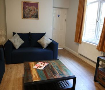 5 bedroom house to rent - Photo 1