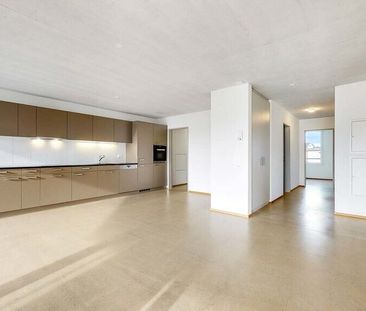 Appartement moderne dans un endroit calme mais central - Photo 1