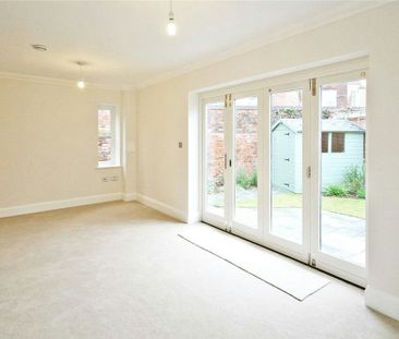 Forge Lane, Welwyn, Hertfordshire, AL6 9NA - Photo 1