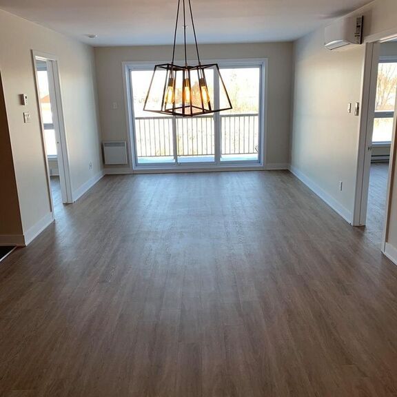 3.5 à Louer - Libre Dès Maintenant! - Photo 1