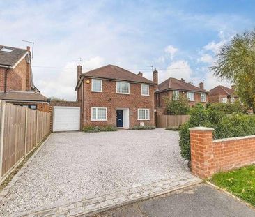 Green Lane, Windsor, SL4 - Photo 2