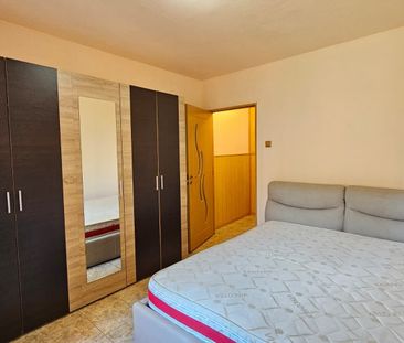 Apartament 2 camere Calea Bucuresti,decomandat,mobilat-utilat,400 Euro - Photo 3