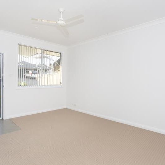 2/25 Conder Crescent, Metford, NSW, 2323 - Photo 1