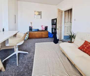 2 bedroom semi-detached house to rent - Photo 1