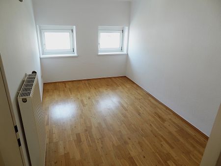 Gemütliche, geräumige und sonnige Maisonette-Mietwohnung mit guter Raumaufteilung …! - Foto 2