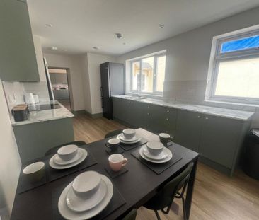 1 bedroom in a house share to rent - Photo 5