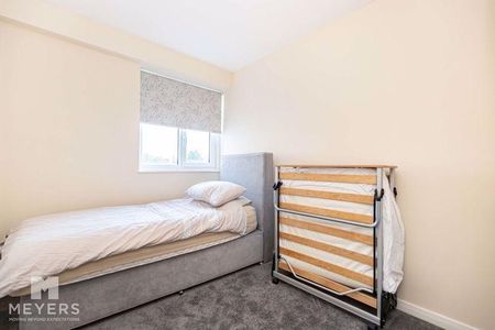 3 bedroom apartment to rent - Photo 5