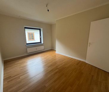 Helle 3-Zimmer-Wohnung zur Miete in Hamburg-Nienstedten- Wentzel Dr. - Foto 1