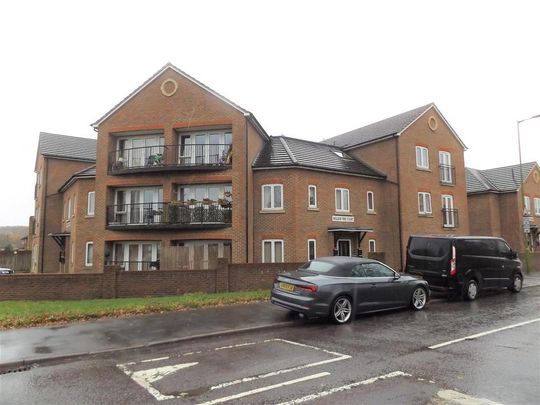 1 bedroom flat to rent - Photo 1