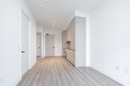 For Lease - 8 Interchange Way Unit# 605, Vaughan, Ontario - Photo 4