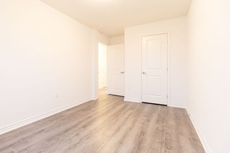 For Lease - 61 Soho Street Unit# 10, Hamilton, Ontario - Photo 4