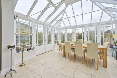 5 bedroom semi-detached house to rent - Photo 3