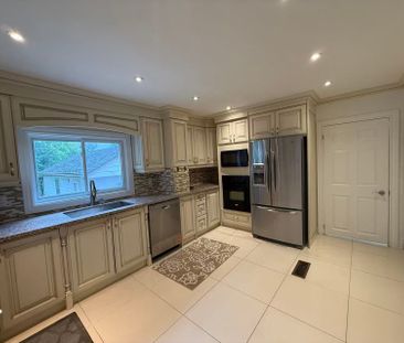 For Lease - 223 Pleasant Avenue Unit# Main and Upper, Toronto, Ontario - Photo 5