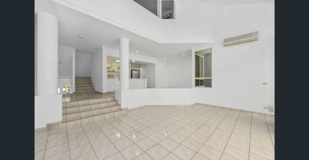 Spacious Villa in Rhode Island Resort - Photo 2