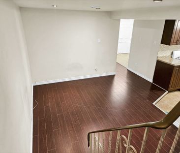 For Lease - 552 Caledonia Road Unit# A, Toronto, Ontario - Photo 3