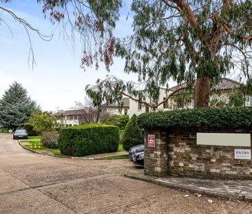 4 bedroom flat to rent - Photo 2