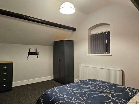 Grange Mount Room 1 - Photo 3