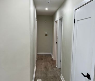 For Lease - 508 Stafford Drive Unit# Upper, Oakville, Ontario - Photo 4