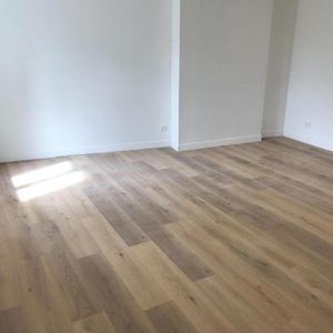 PONT DE L'ARCHE - Appartement T1 - Photo 2